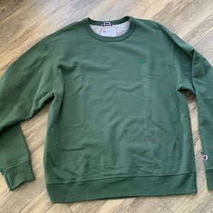 Champion Sweatshirt